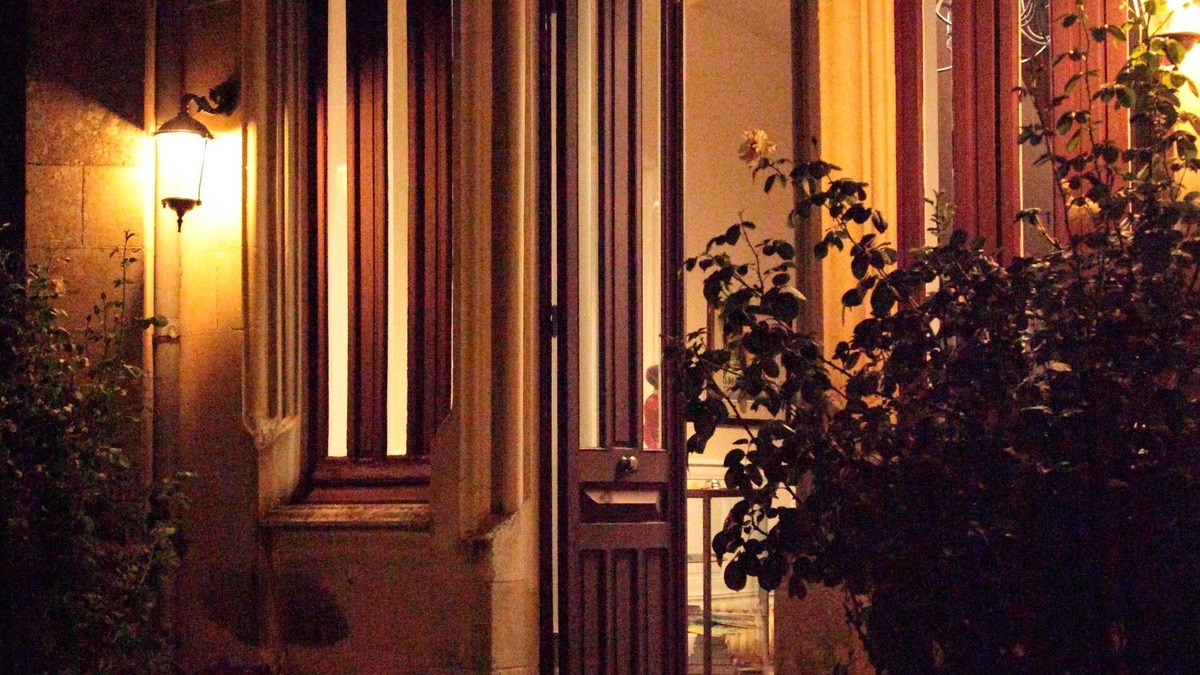 La Roche-Posay House | Chateau Valcreuse