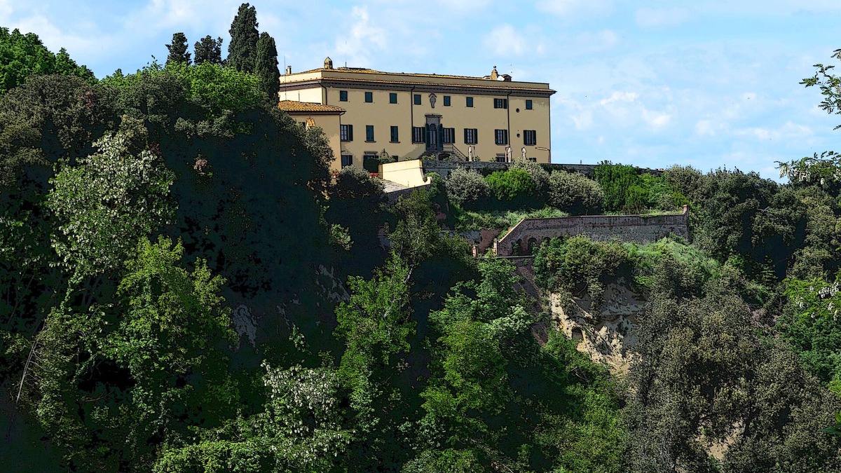 Toiano House | Chateaux in Tuscany - Historical Villa with Private Pool full of Tradition