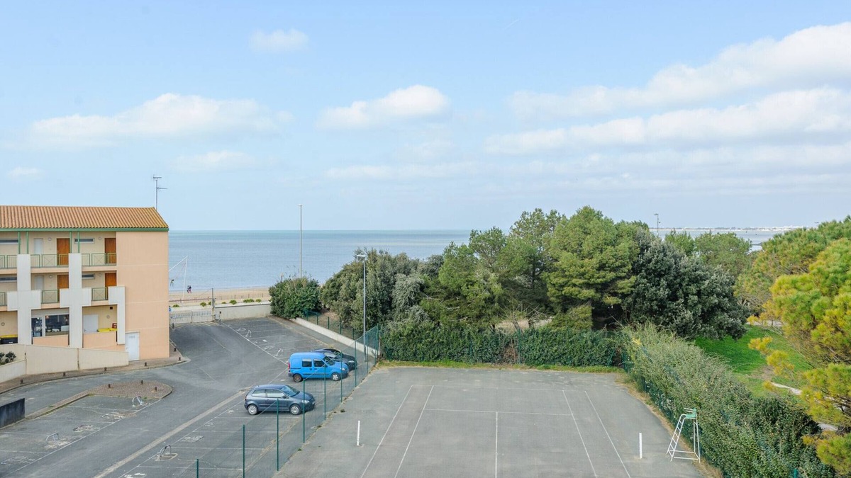 Quartier du Casino Apartment | Châtelaillon-Plage: Sea view apartment for 2 with pool