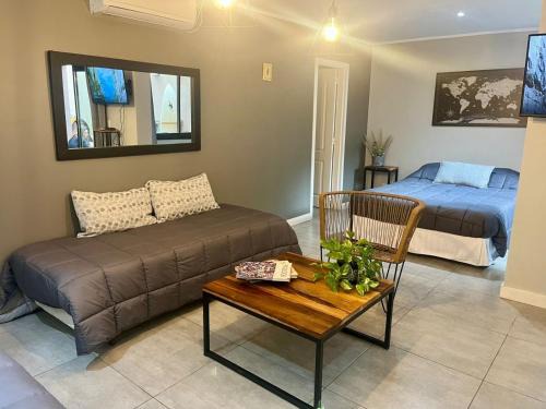 Las Colinas de Peralta Ramos Apartment | Check and Home - Faro - 4 Huéspedes Frente a la Playa con Terraza y Parrilla