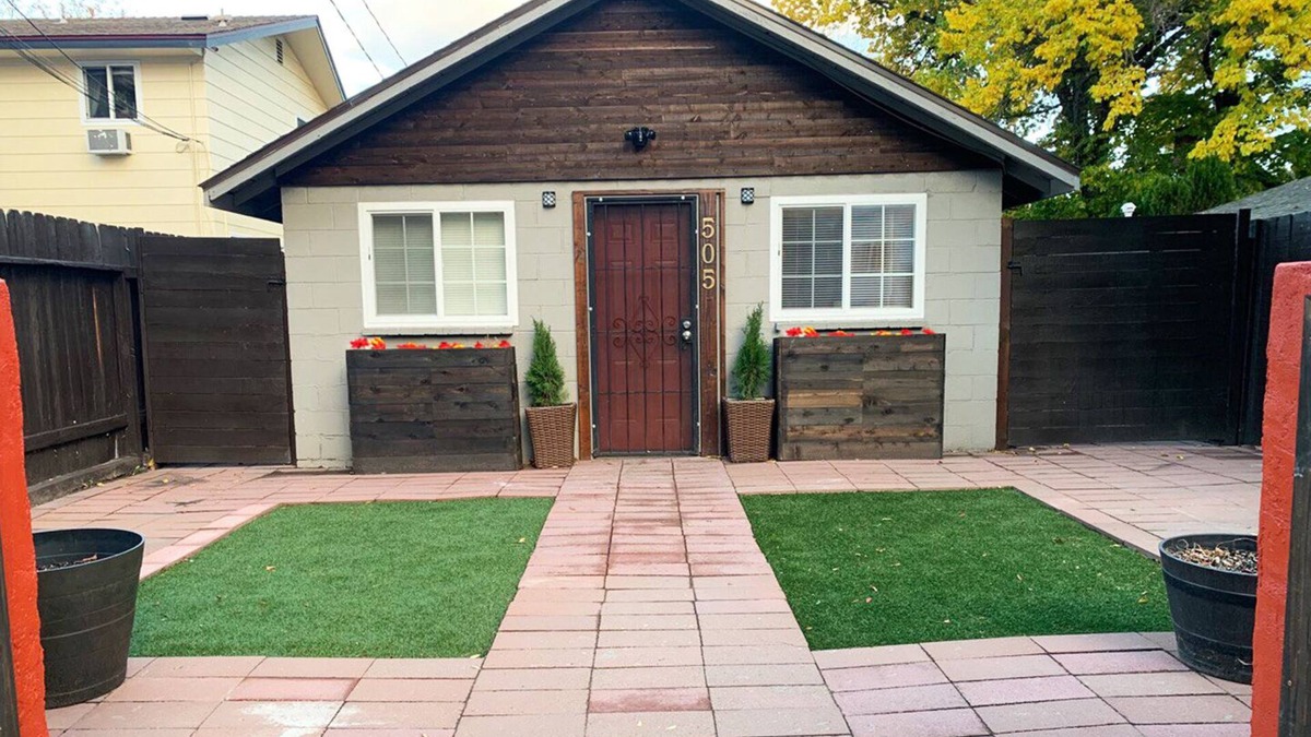 Carson City House | Cheerful 1-Bedroom on the eastside downtown