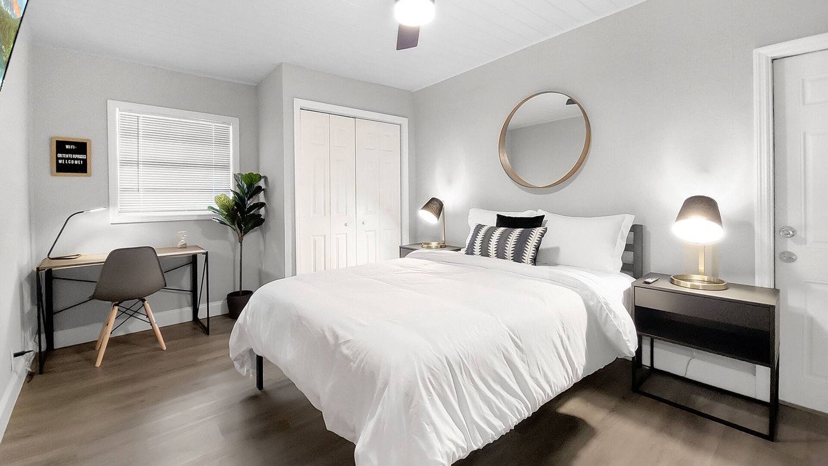 Lutz House | Cheerful 4-bedroom Home near Bush Gardens
