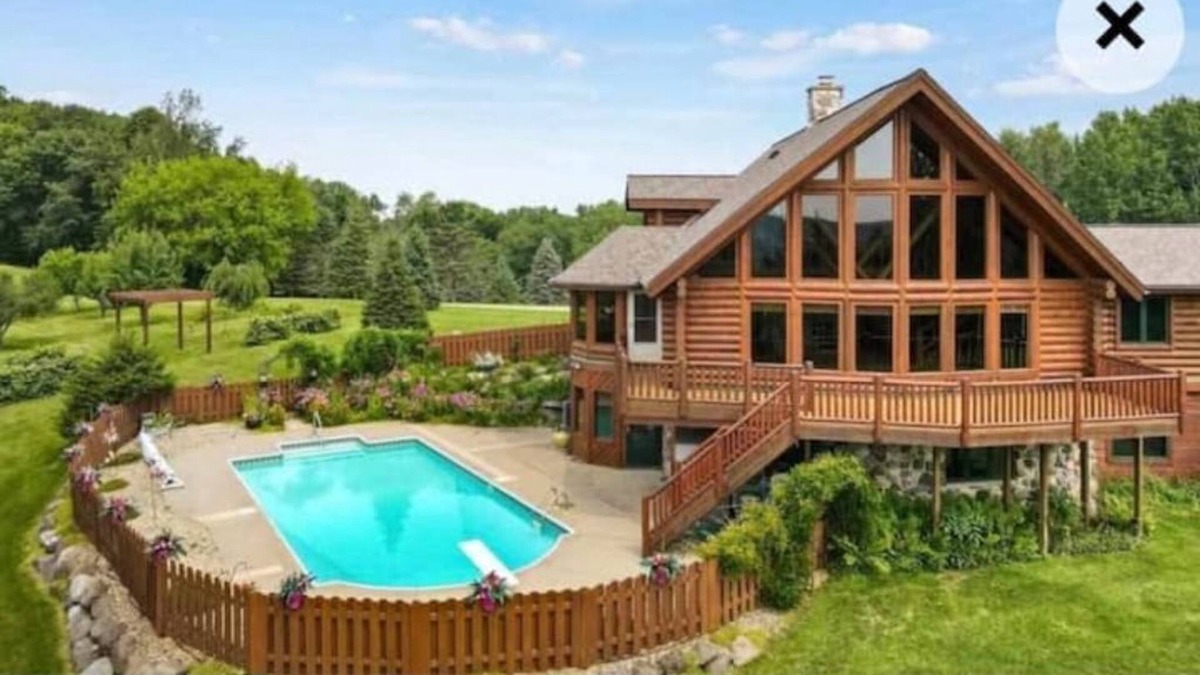 Lodi Cabin | Cheerful 6 bedroom cabin with pool- vila Alexandra