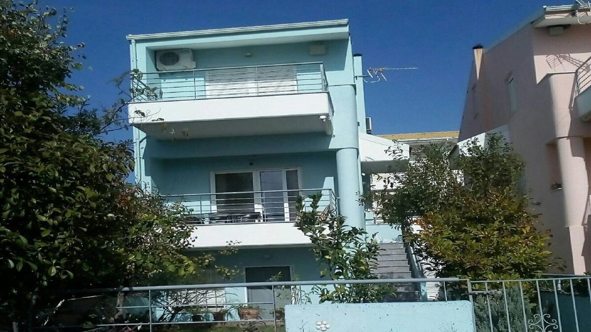 Zalongo House | Cheerful holiday home in Preveza with garden