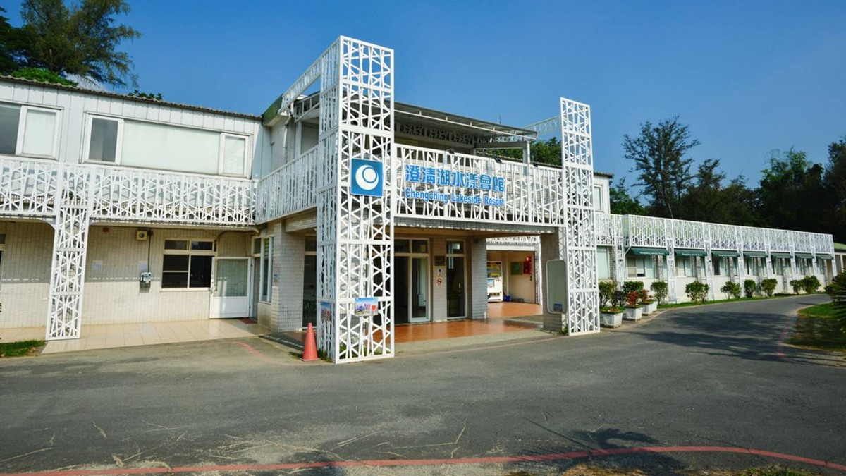 Niaosong District Hotel | Chengching Lakefront Resort