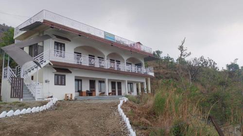 Bullawala House | Cherry Binhar, Matogi