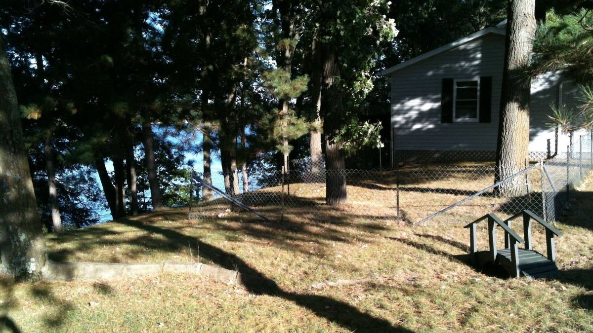 Chetek Cottage | Chetek Escape (Lakefront)