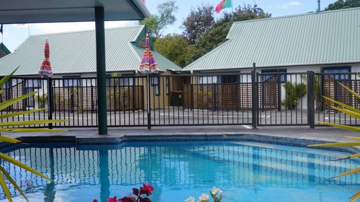 Woodhill Hotel | Cheviot Park Motor Lodge