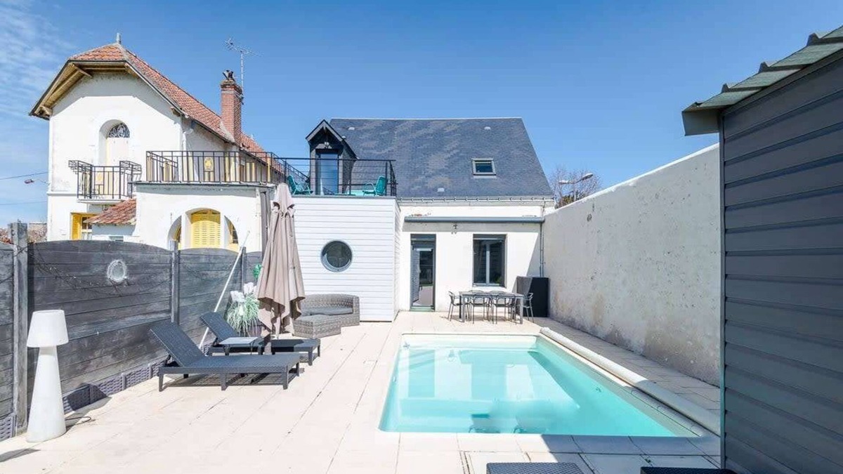Blere House | Chez Françoise - Gite 6 prs avec piscine