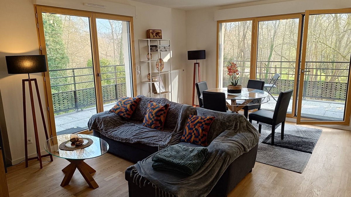 Saint-Remy-les-Chevreuse Apartment | Chez Sibylle Parc Naturel Chevreuse Versailles Saclay Orly