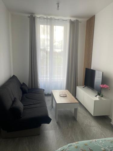Nevers Apartment | Chez soi, ailleurs