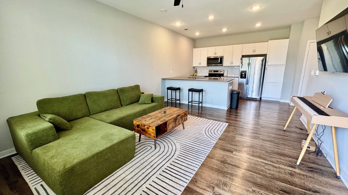 Conroe Apartment | Chic 1-bedroom apartment with WiFi, fitness room in enchanting Conroe
