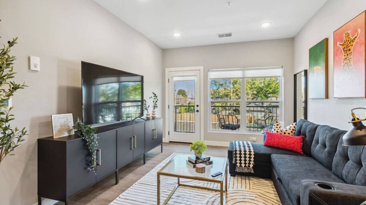 Olde Towne East Apartment | Chic 1BR/1BA Haven in Columbus