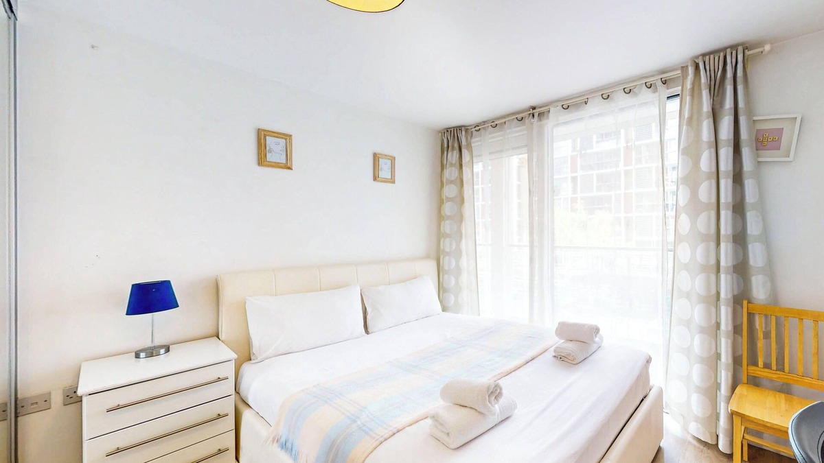 Mildmay Apartment | Chic 2Bed APT - 4 Mins To Dalston Junction Station