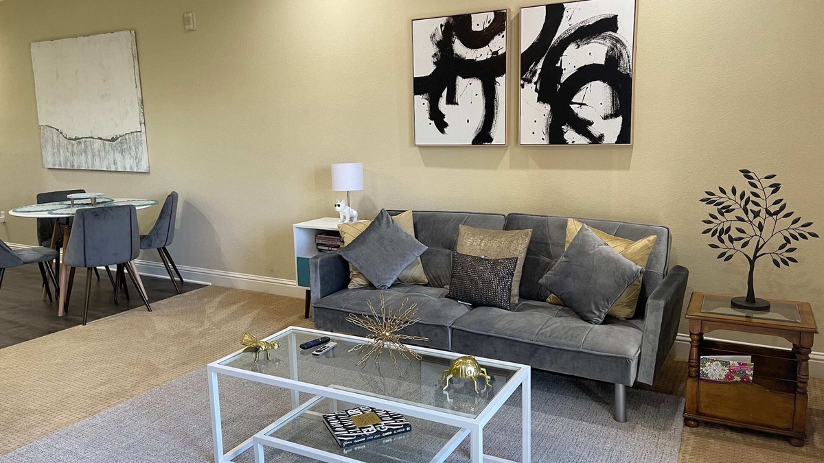 Santa Clara Apartment | Chic 2BR W/balcony, GREAT location 2FREEParking