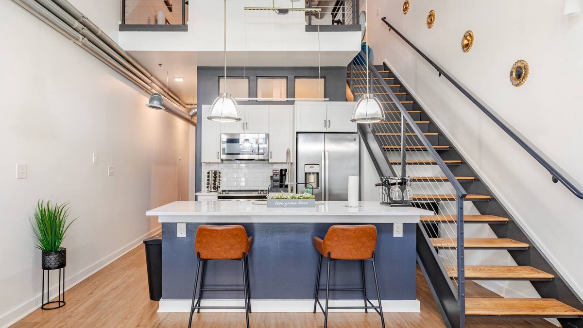 Atlantic Station Area Apartment | Chic 2BR2BA Loft – Atlantic Station, Walk to Shops, Dining & Events