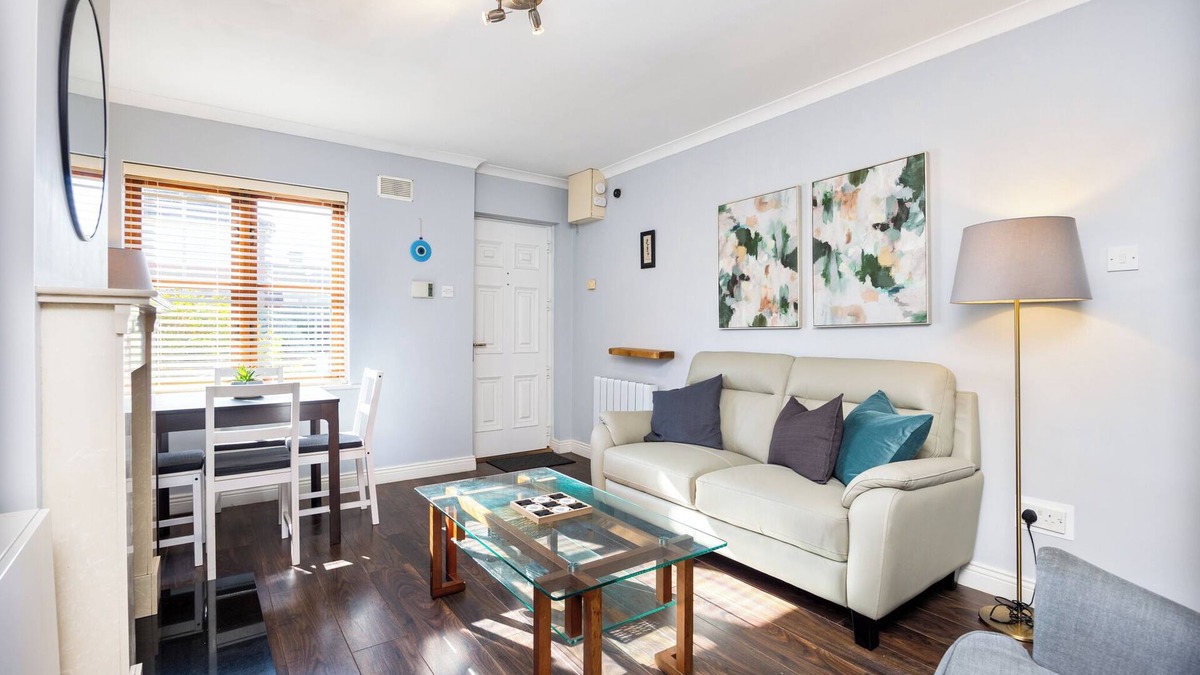 Marino House | Chic 3-Bed House Near 3Arena & Bord Gáis Theatre