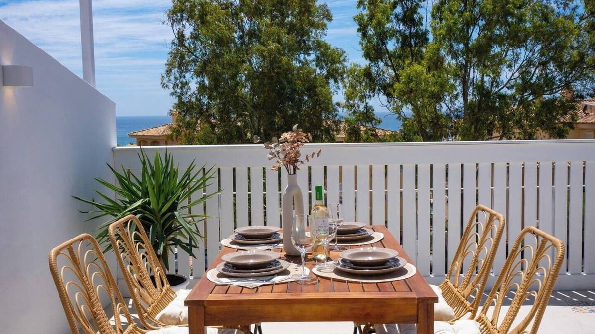 Benalmadena Costa House | Chic Beach House 2 in Benalmadena by El Trocadero