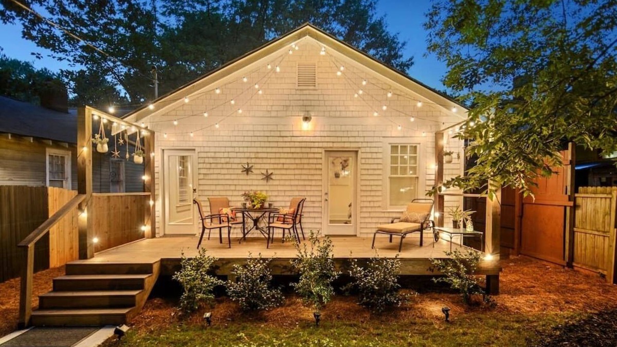 Cabbagetown House | Chic Bungalow & Tiny Home in Hip ATL Neighborhood