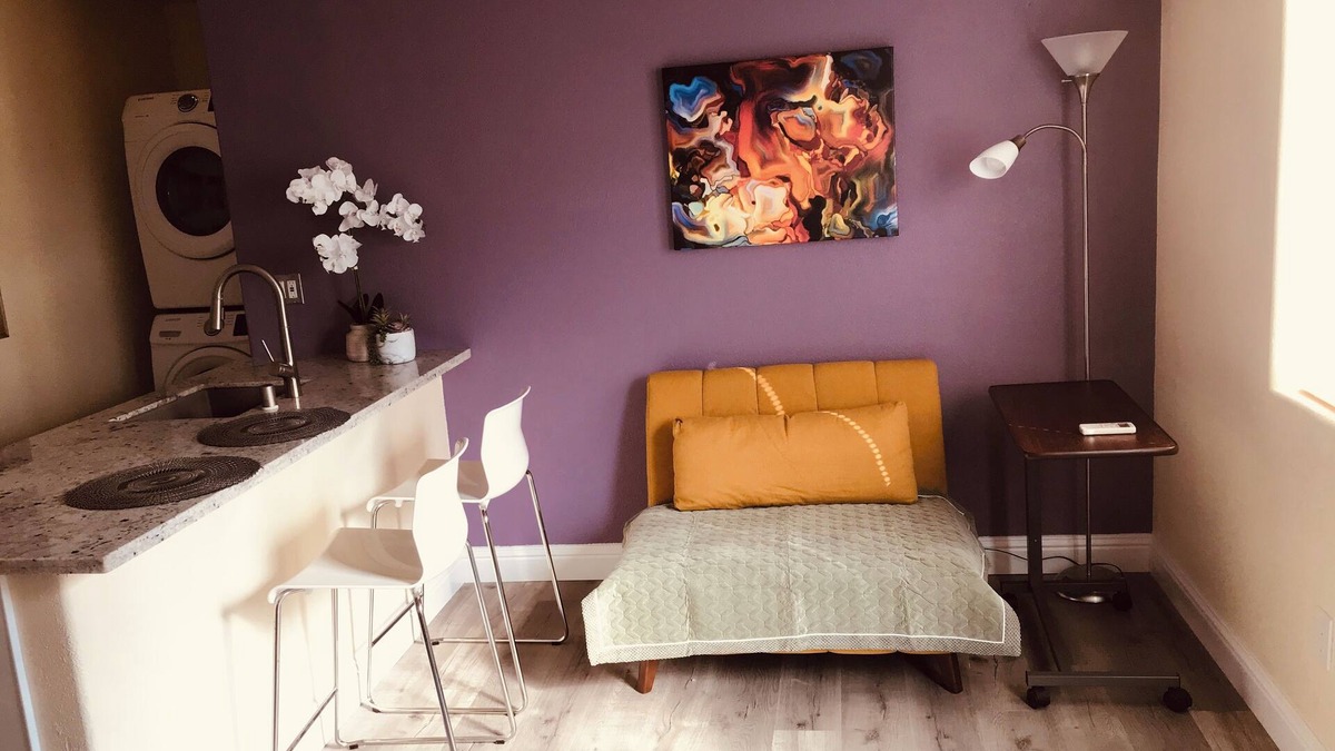 Snail Apartment | Chic corporate apartment in Sunnyvale near Apple, Microsoft, LinkedIn