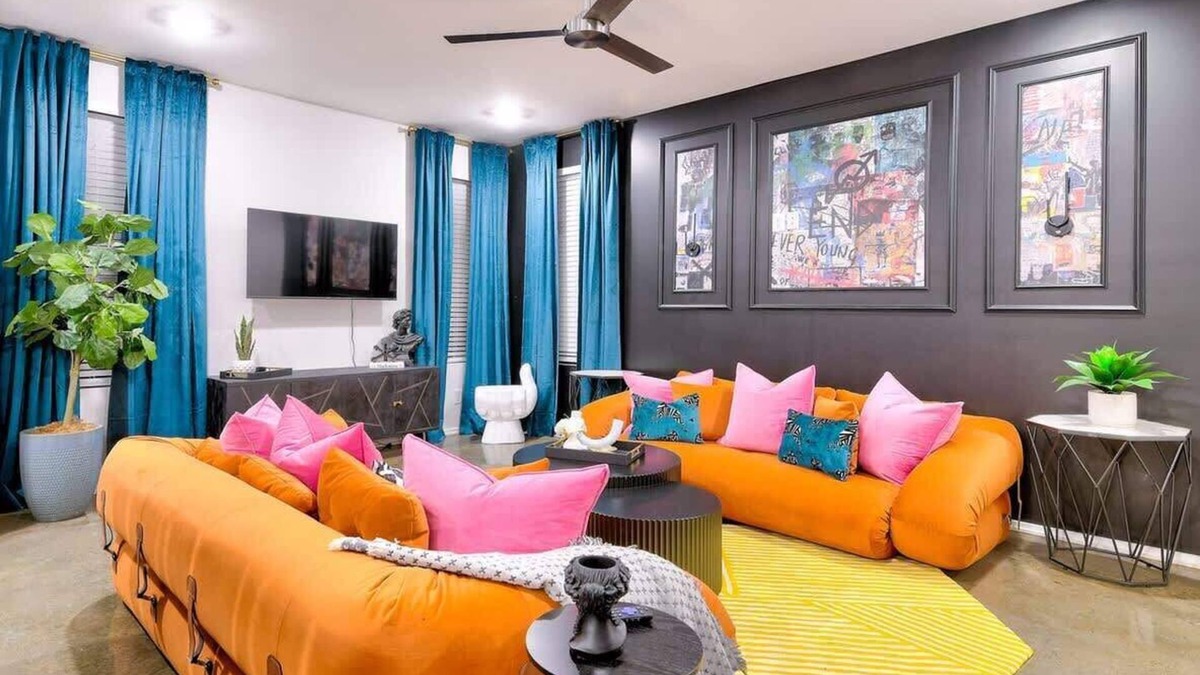 East Nashville House | Chic East Nash 4 BR Home w/Rooftop Views! 12 Beds!