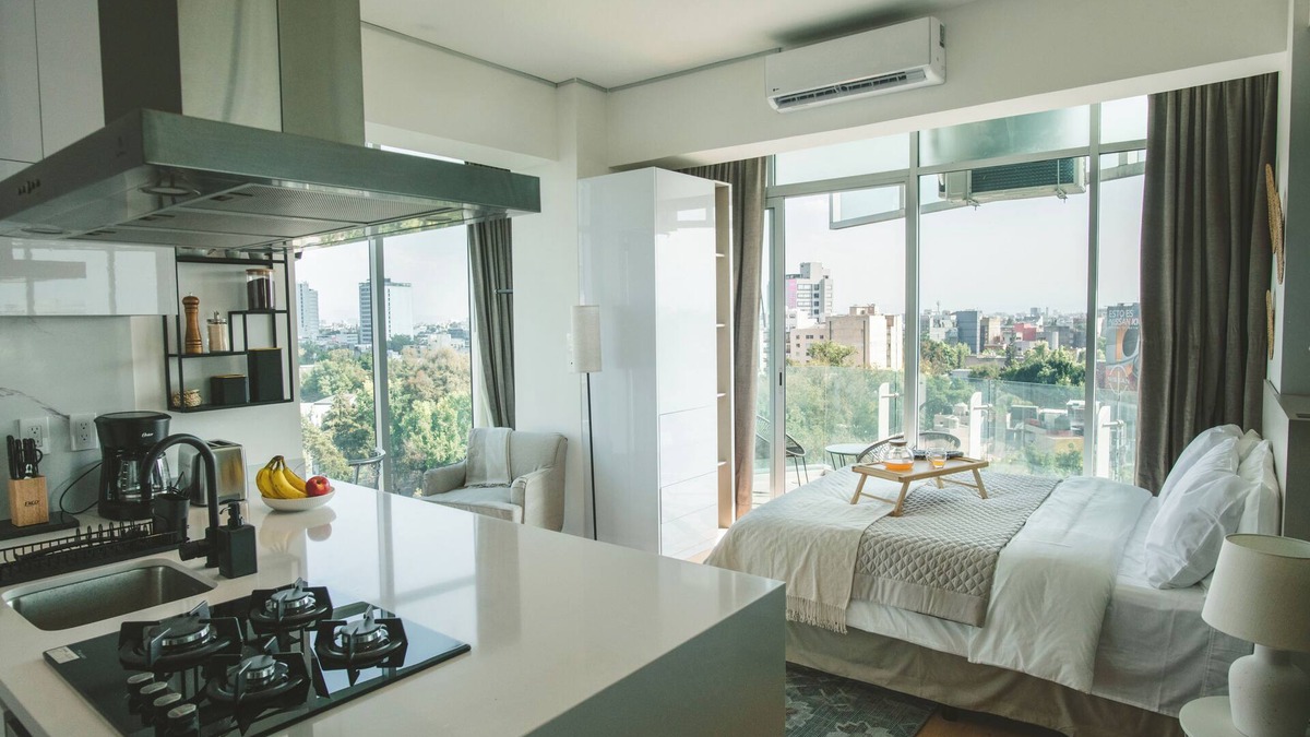 Roma Norte Apartment | Chic Loft w/AC, Walkable Area