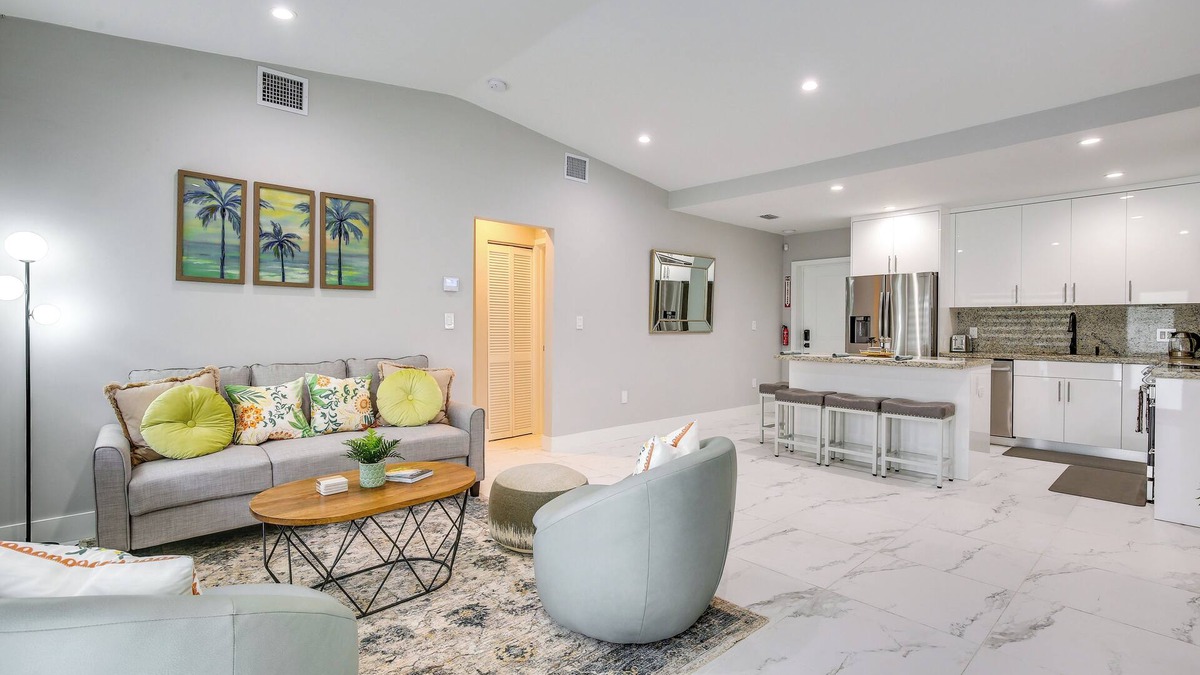North Miami House | Chic North Miami House ~ 7 Mi to Hard Rock Stadium