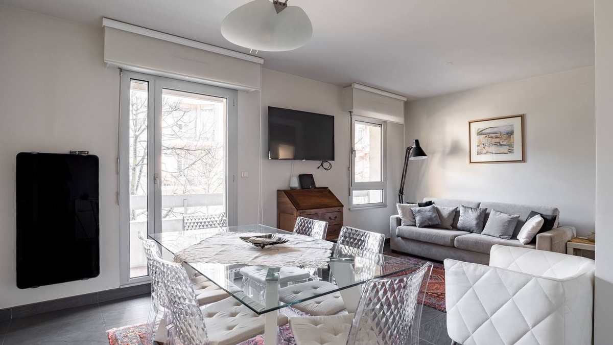 Kable Apartment | Chic Oberlin Contades