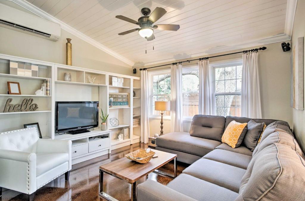 South Gate Ridge House | Chic Sarasota Cottage Near Beaches and Downtown!