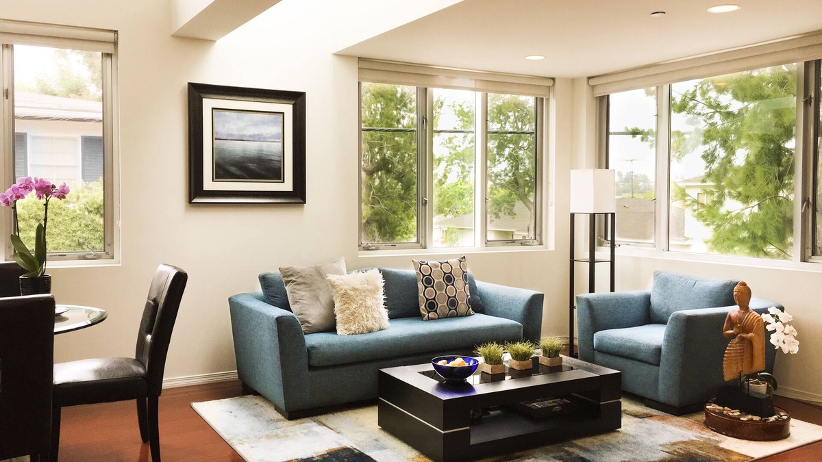 Sunset Park House | Chic Serenity in the Heart of Santa Monica - Walking Distance to the Beach