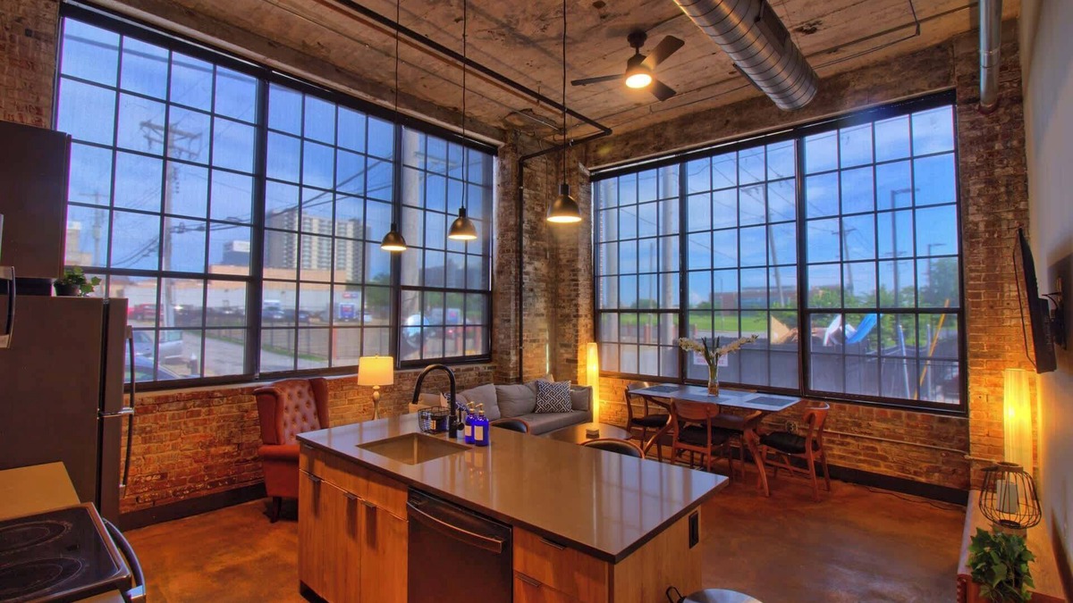 Midtown Hotel | Chic Ultramodern Loft Suite w/Designer Features