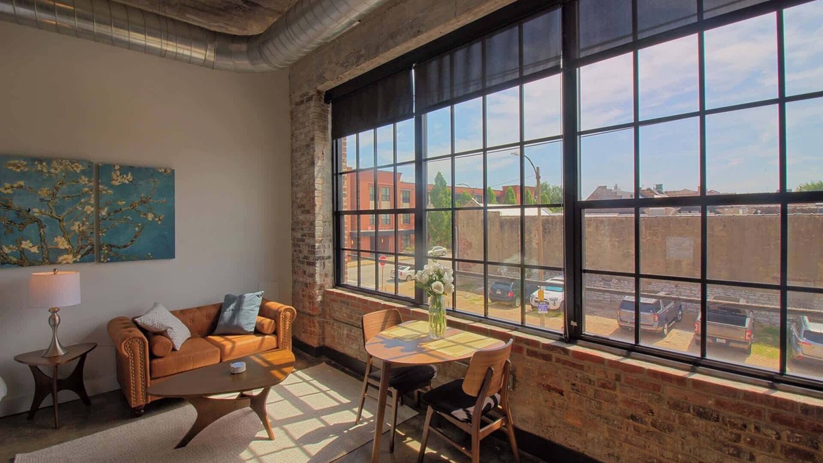 Midtown Hotel | Chic Ultramodern Studio Loft w/Designer Features
