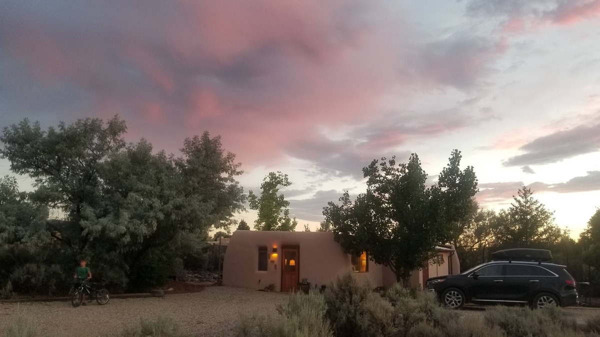 Taos House | Child-Friendly Sanctuary in Ranchos de Taos