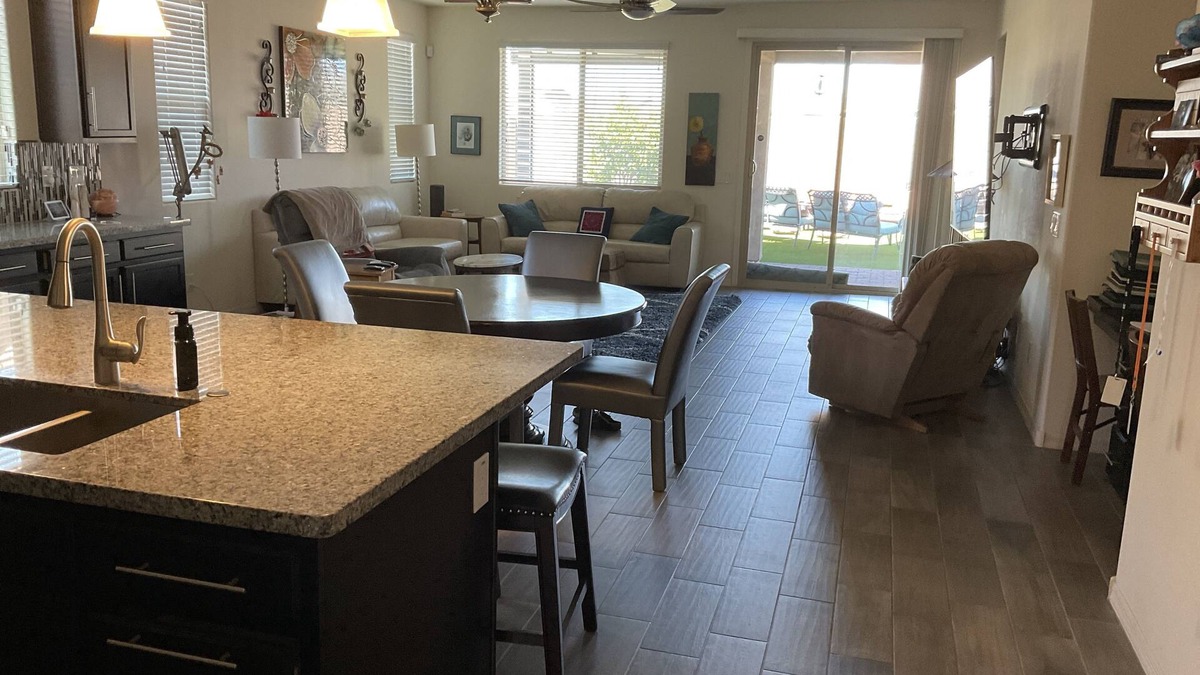 Camino a Lago House | Child, Handicapable, Senior friendly Newer 4 bedroom