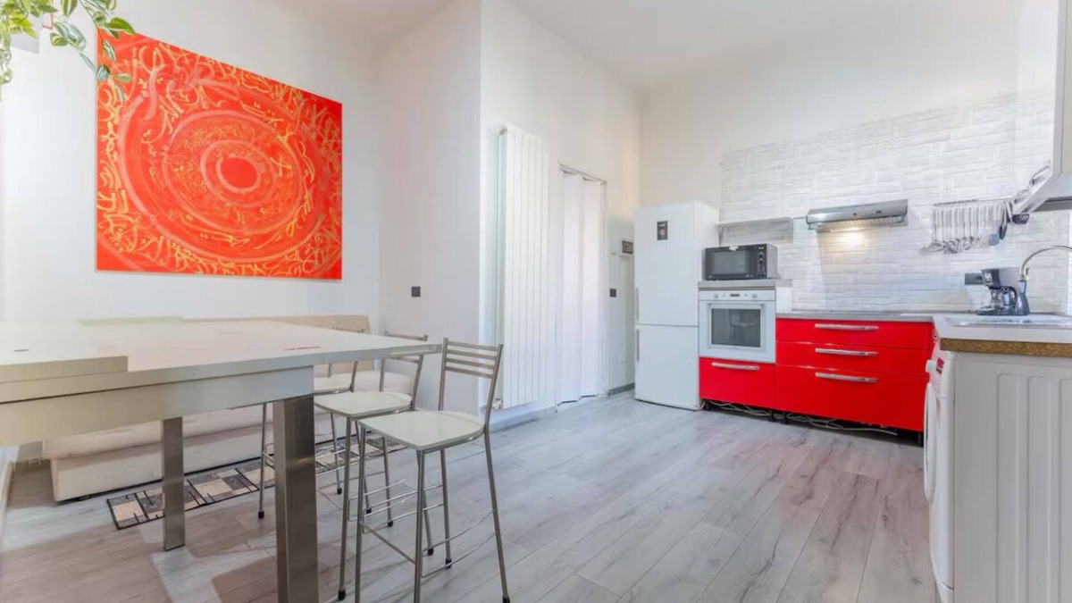 Gallarate Apartment | CHILL BNB MALPENSA , WI-FI, NETFLIX AND CHILL