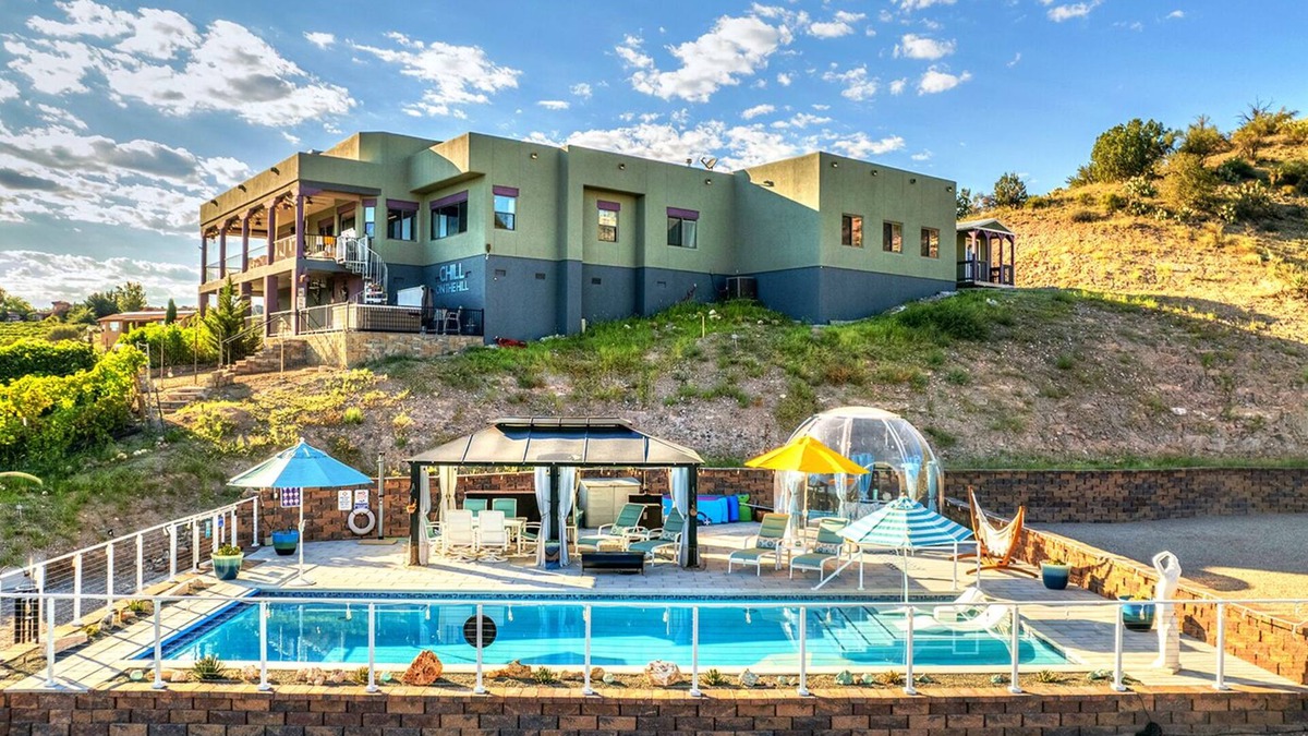 Cornville House | Chill on the Hill - Luxury Home w/Pool, Hot Tub, Bubble & Amazing Views! Dogs OK