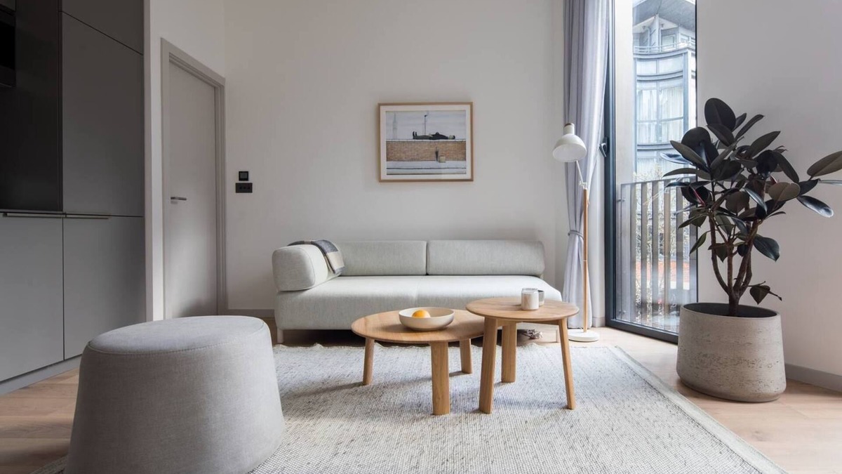 Fitzrovia Apartment | Chill Oxford Street 2BR - Netflix & Natural Light