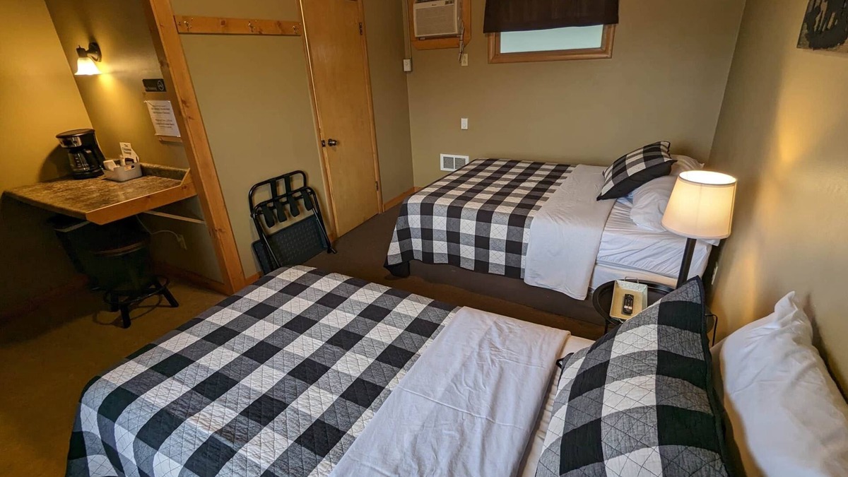 Hayward Apartment | Chip-Wa Lodging Room 4