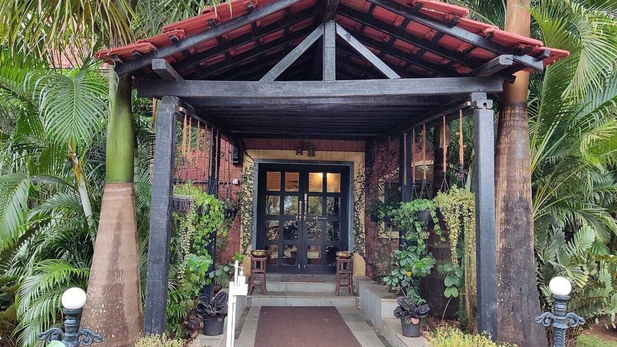 Dapoli Hotel | Chira Meadows Ecoresort Dapoli