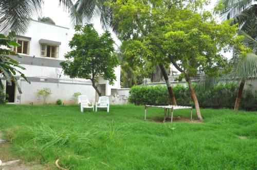 Dwarka Villa | Chitrakut Bungalows
