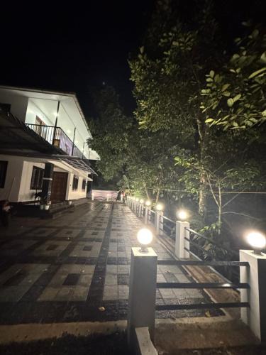 Rajakkad House | Chittadiyil Homestay