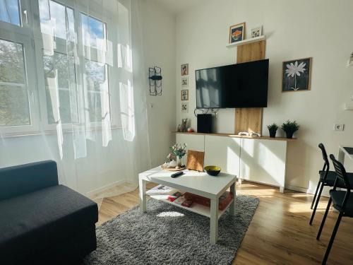 Gloggnitz Apartment | Chloe's Apartments 2