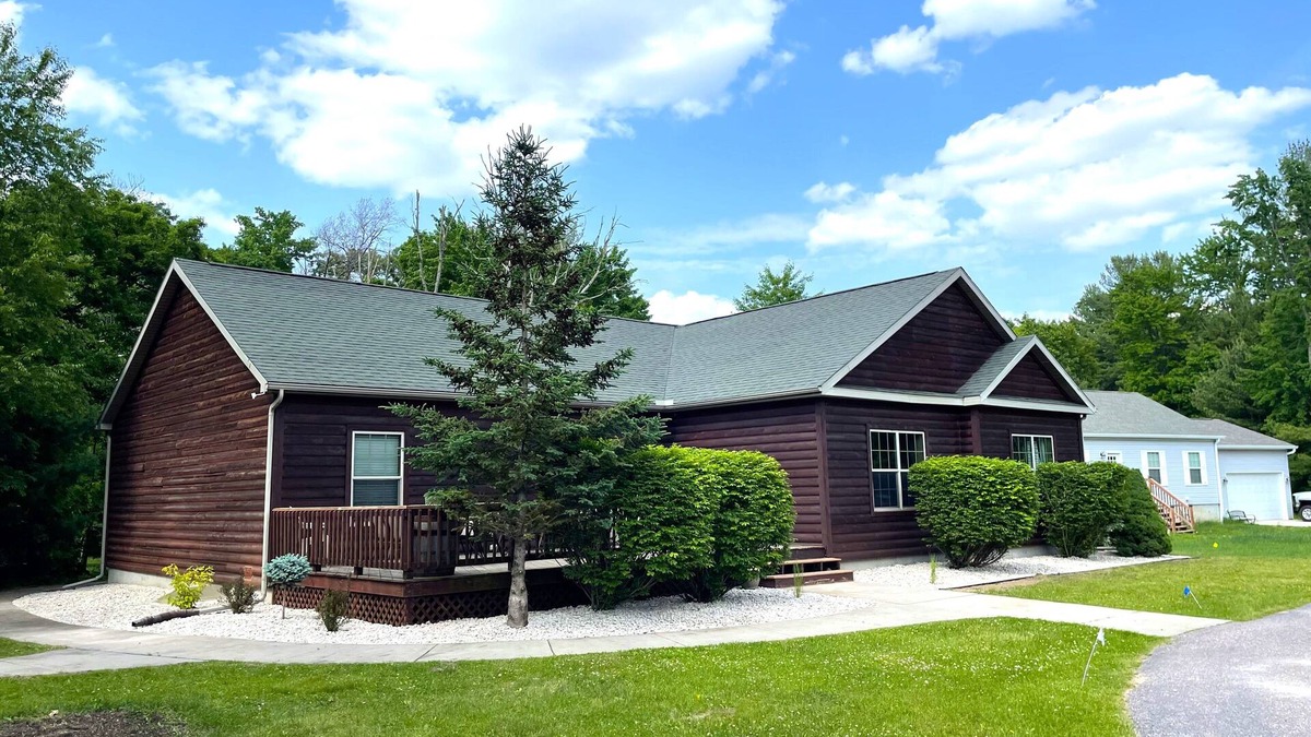 Lake Delton House | Chocolate Moose Lodge @ Spring Brook Resort
