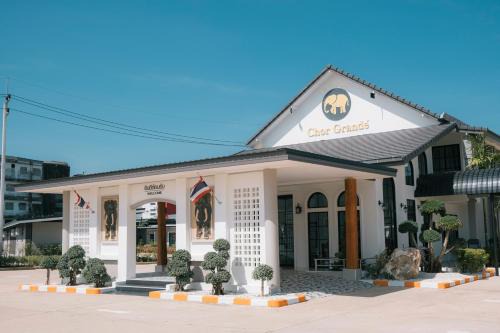 Bang Phra Hotel | Chor Grande Resort