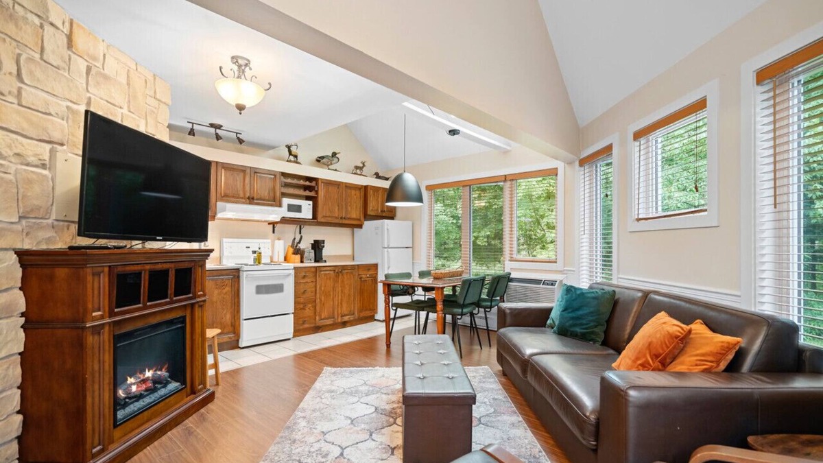 Mont-Tremblant Pedestrian Village Condo | Chouette Tremblant Ski In/Out Pedestrian Village