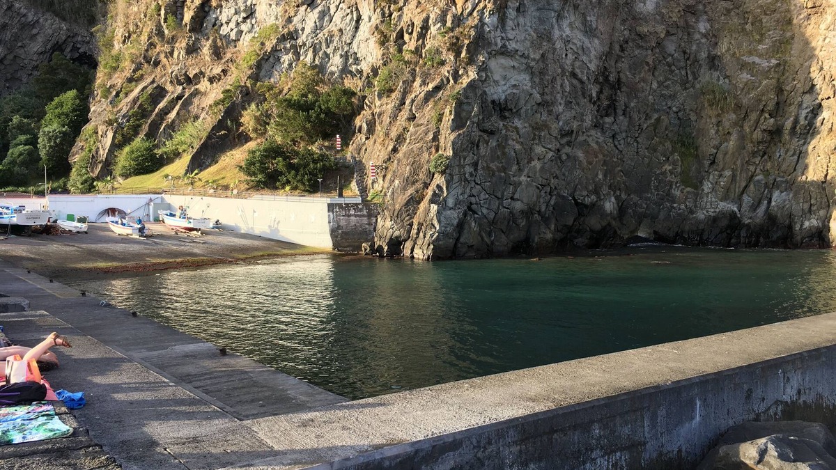 Faja de Baixo House | Christian Friendly House- Family and Friends