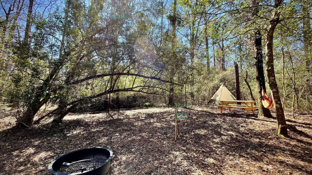 Cantonment RV Rental | Christian Retreat Campsite #3 - Stillwaters