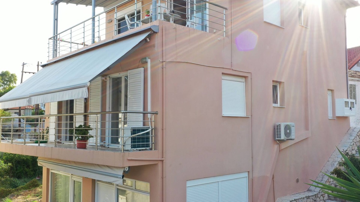 Evrostina House | Christina Apt, Beautiful apartment 70 sqm with balcony 50m from the beach