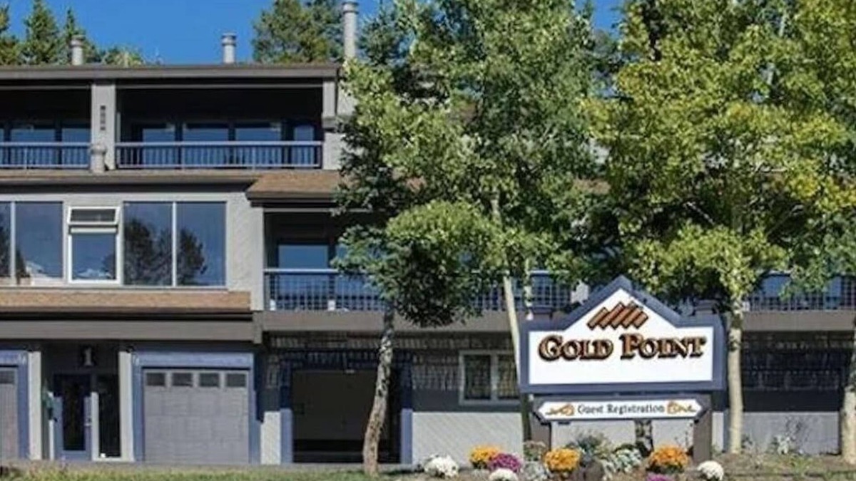 Baldy Mountain Resort | Christmas in Breckenridge! Dec. 22-29 2 units with lock off and garage!