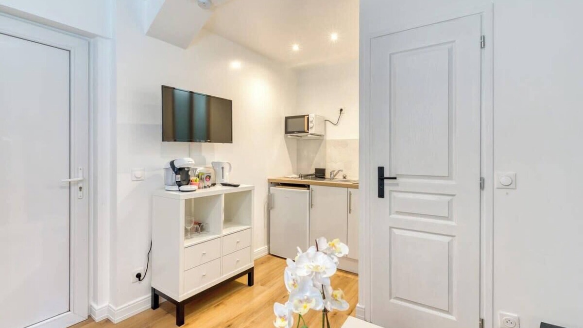 Quartier Vieux Marche-Cathedrale Apartment | Christophe : Studio Rouen centre